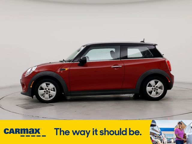 2015 MINI Cooper Hardtop Base