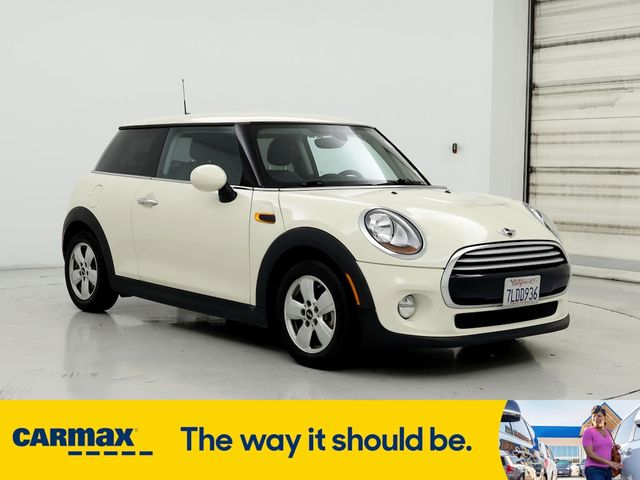 2015 MINI Cooper Hardtop Base