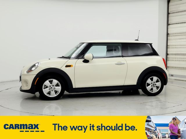 2015 MINI Cooper Hardtop Base