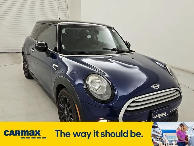 2015 MINI Cooper Hardtop Base