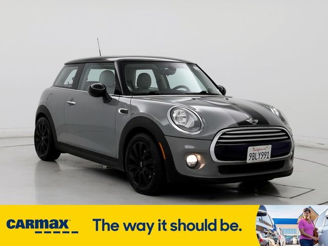 2015 MINI Cooper Hardtop Base