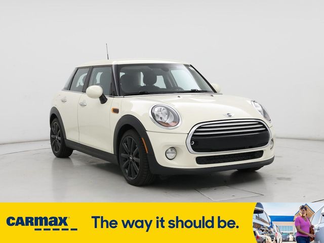 2015 MINI Cooper Hardtop Base