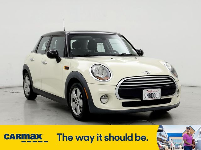 2015 MINI Cooper Hardtop Base