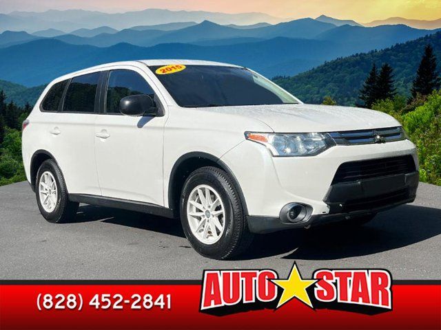 2015 Mitsubishi Outlander ES