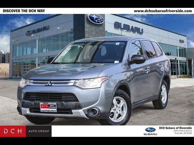 2015 Mitsubishi Outlander ES