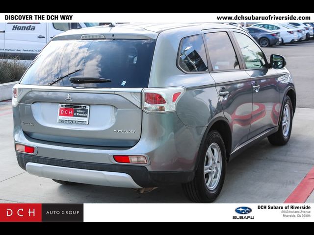 2015 Mitsubishi Outlander ES