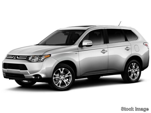 2015 Mitsubishi Outlander ES