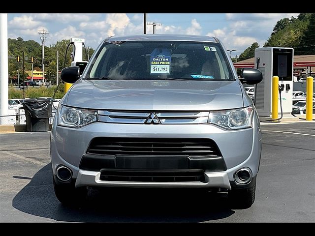 2015 Mitsubishi Outlander ES