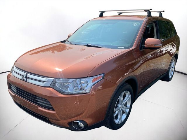 2015 Mitsubishi Outlander SE