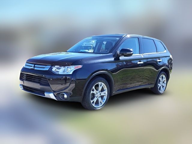 2015 Mitsubishi Outlander SE