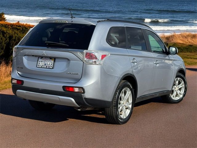 2015 Mitsubishi Outlander SE