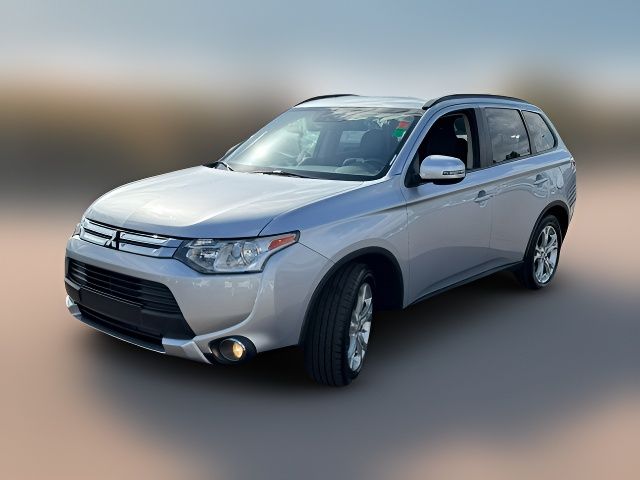 2015 Mitsubishi Outlander SE