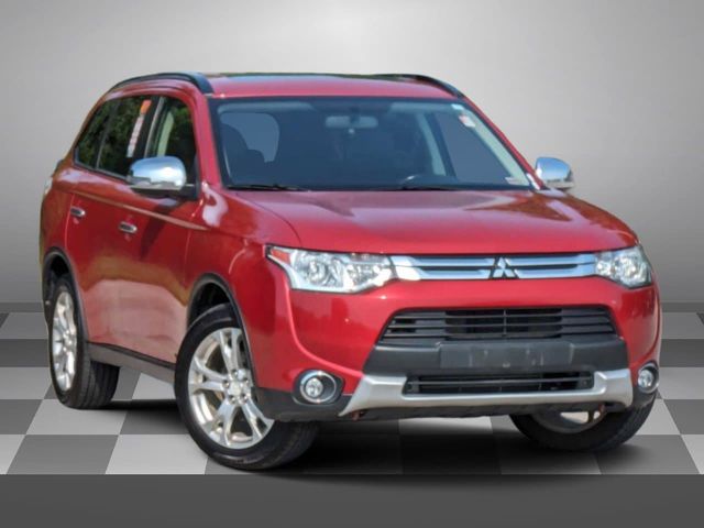 2015 Mitsubishi Outlander SE