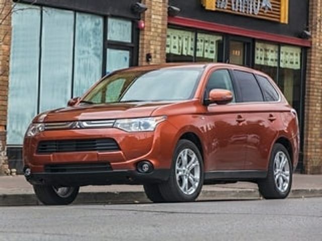 2015 Mitsubishi Outlander SE