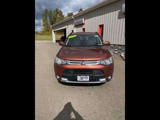 2015 Mitsubishi Outlander SE