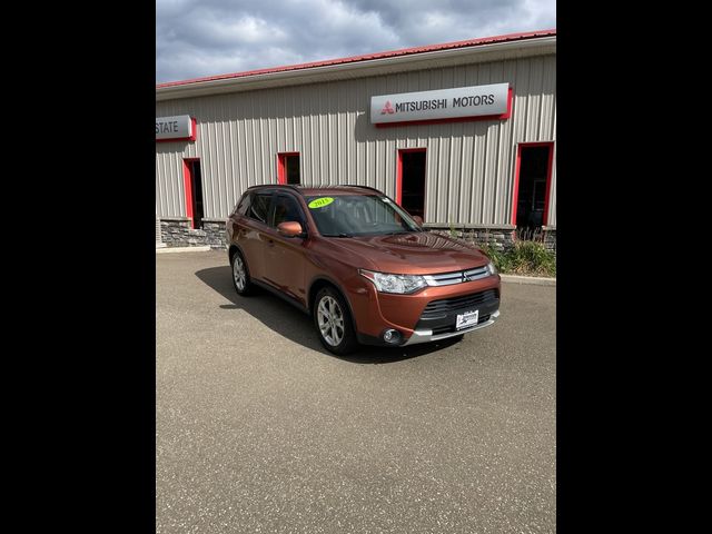 2015 Mitsubishi Outlander SE