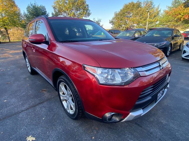 2015 Mitsubishi Outlander SE