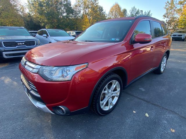 2015 Mitsubishi Outlander SE