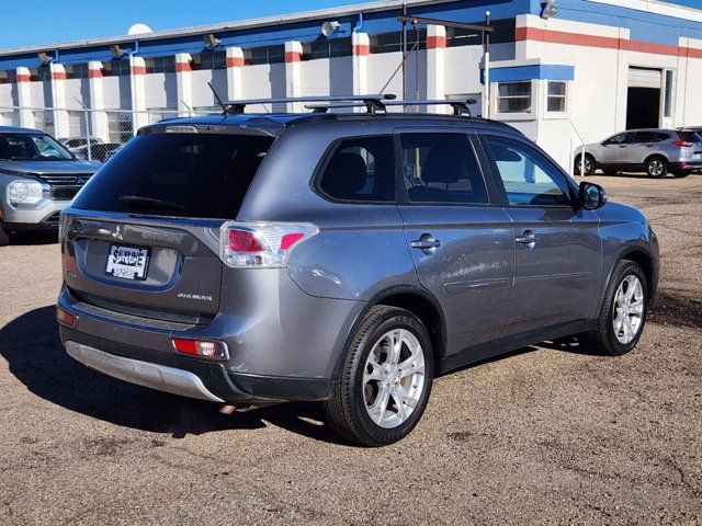 2015 Mitsubishi Outlander SE