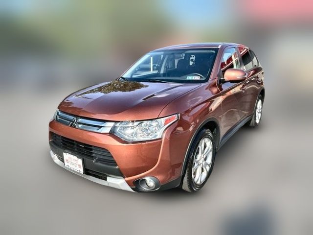 2015 Mitsubishi Outlander SE