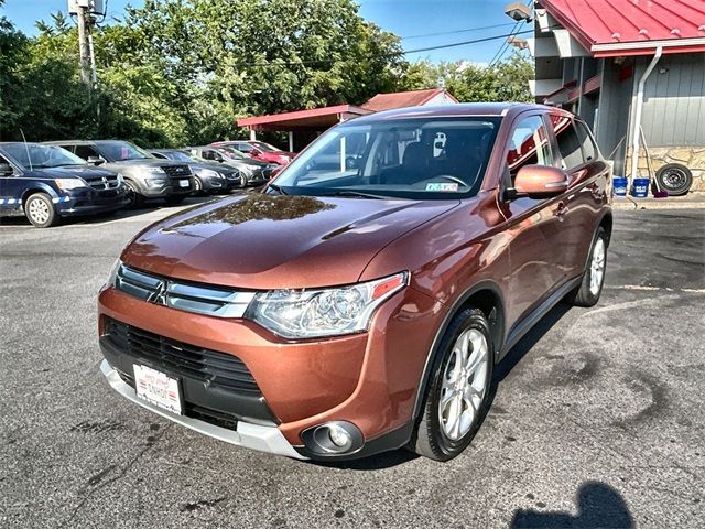 2015 Mitsubishi Outlander SE