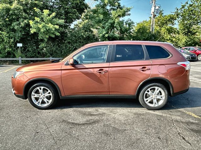 2015 Mitsubishi Outlander SE