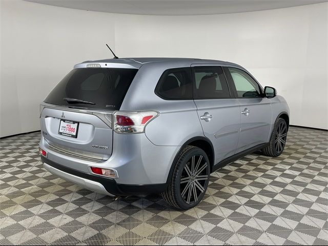 2015 Mitsubishi Outlander SE