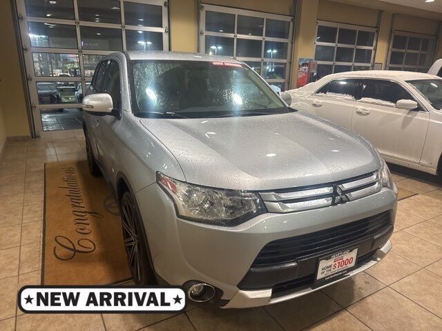 2015 Mitsubishi Outlander SE