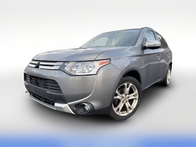 2015 Mitsubishi Outlander SE