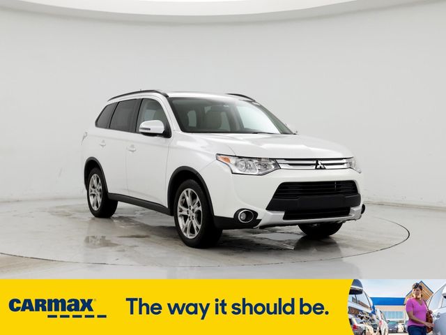 2015 Mitsubishi Outlander SE