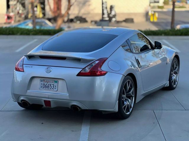 2015 Nissan 370Z Sport