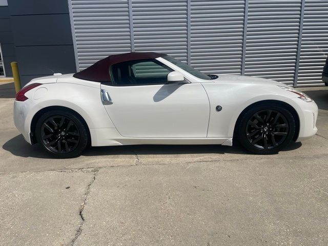 2015 Nissan 370Z Touring