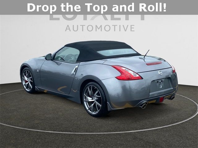 2015 Nissan 370Z Touring Sport