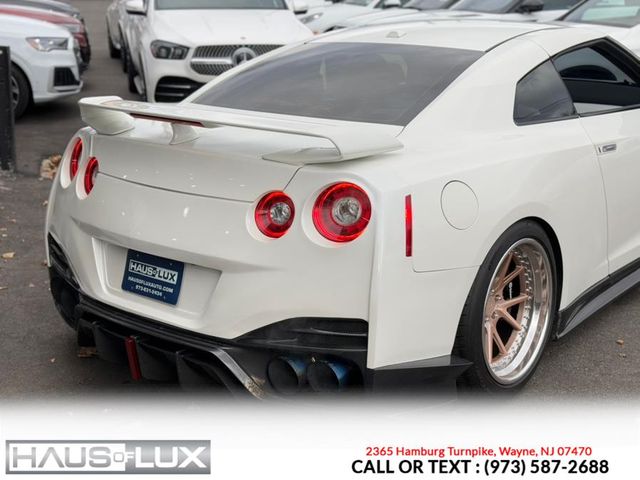 2015 Nissan GT-R Premium