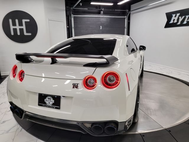 2015 Nissan GT-R Black Edition