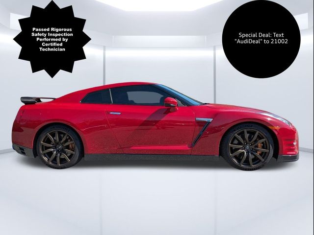 2015 Nissan GT-R Premium