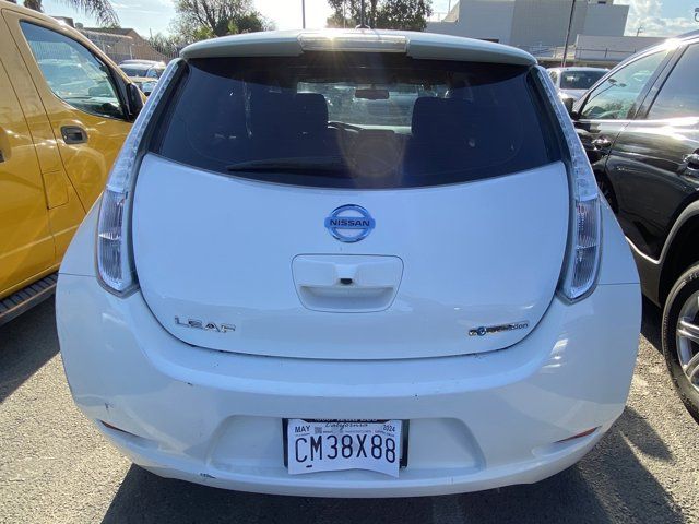 2015 Nissan Leaf SV