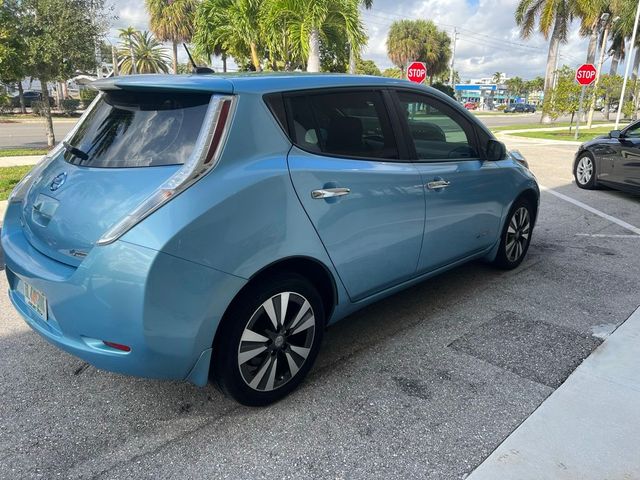 2015 Nissan Leaf SV