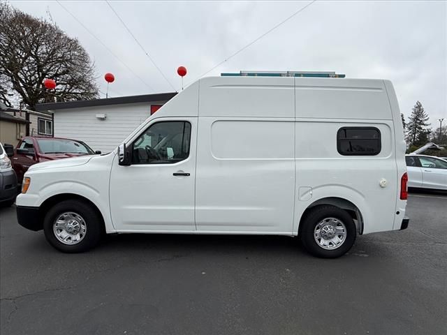 2015 Nissan NV SV