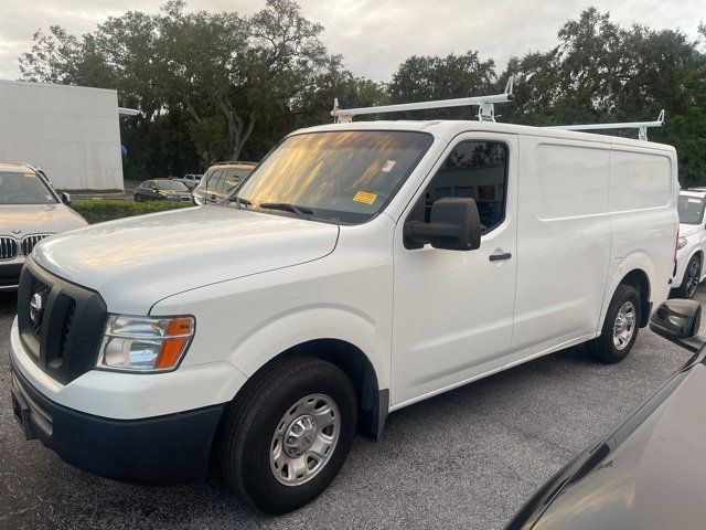 2015 Nissan NV SV