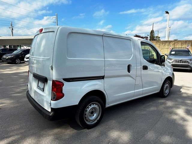 2015 Nissan NV200 S