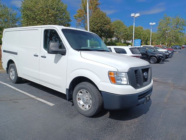 2015 Nissan NV SV