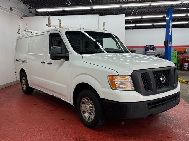 2015 Nissan NV SV