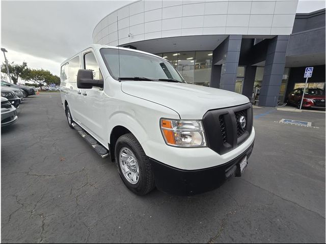 2015 Nissan NV SV