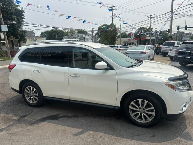 2015 Nissan Pathfinder SV