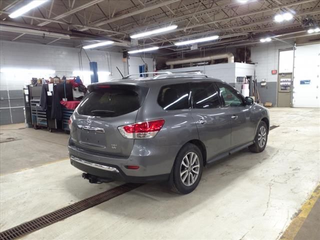 2015 Nissan Pathfinder SV