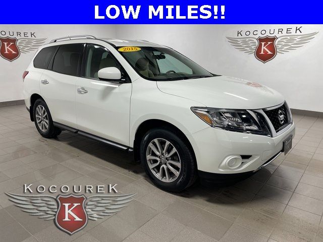 2015 Nissan Pathfinder S