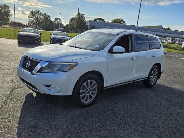 2015 Nissan Pathfinder S