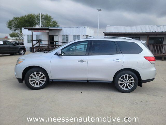 2015 Nissan Pathfinder S