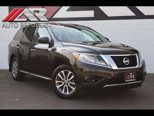 2015 Nissan Pathfinder S